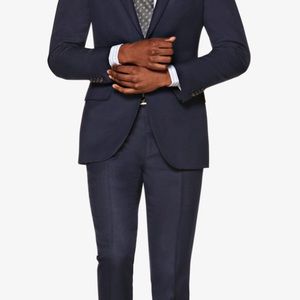 42L navy suit from Suit Supply Sienna cut